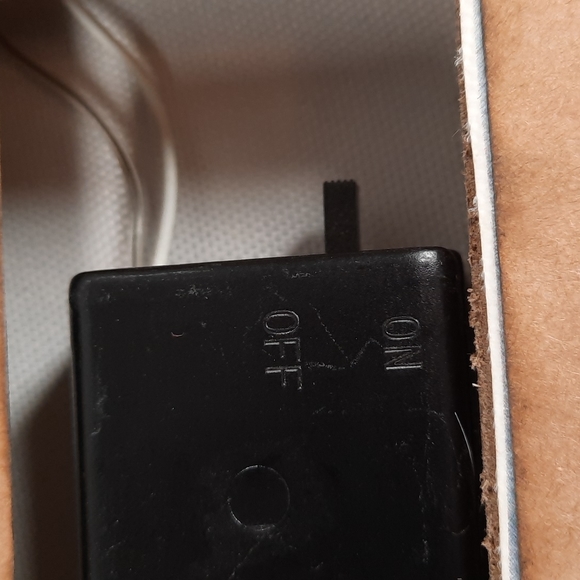 Winter Snowman Canvas Lighted Flickering Snowflake LED Ornament Picture - Picture 7 of 7